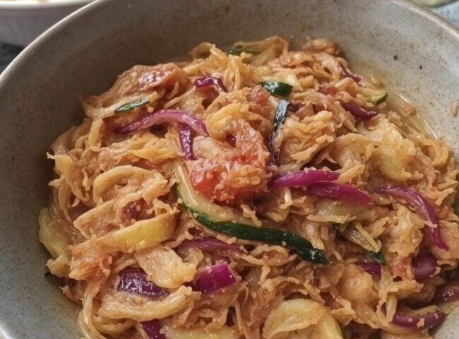 Bigos z cukinii bezmięsny